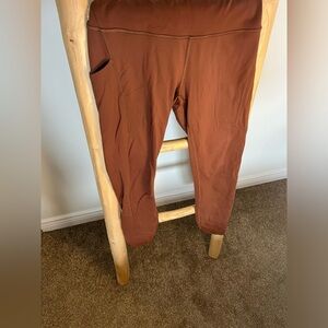 Lululemon Wunder Train High-Rise Tight with Pockets 25" size 6